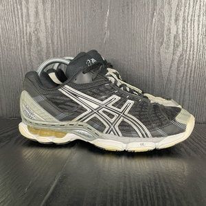 Asics Gel-Volley Elite Women’s size 8
